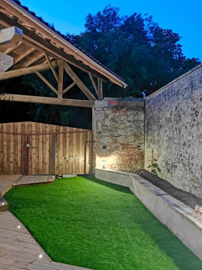 Gite Le Jardin Secret Et Gite Au Temps Suspendu Montpezat  Dış mekan fotoğraf
