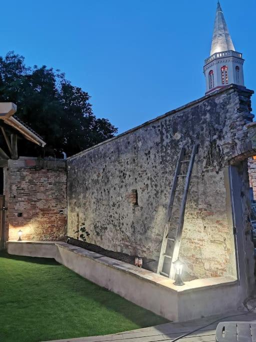 Gite Le Jardin Secret Et Gite Au Temps Suspendu Montpezat  Dış mekan fotoğraf